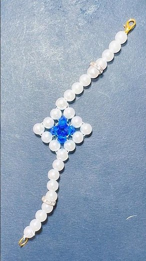 Easy Bracelet with Triangle Shape Design with Beads! 😍🩵🤍✨ #diy #jewelrymaking