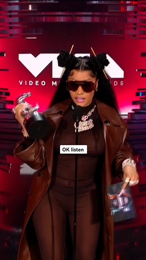 Nicki Minaj's Hilarious Escape from Roman 😂