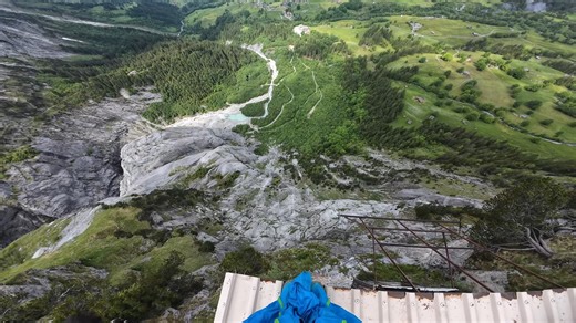 I climbed an abandoned structure… and jumped