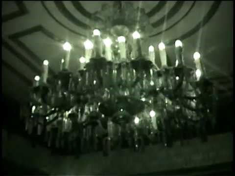 Disneyland Haunted Mansion July 2002