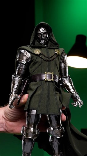 Today's First Look features a character that has handled the Darkhold. We're unboxing the Doctor Doom (Special Edition) Sixth Scale Figure by Hot Toys! Hot Toys #Marvel #DoctorDoom #Doom #FantasticFour #ToyPhotography #Unboxing | Sideshow Collectibles