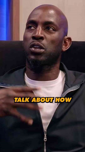 DK Metcalf's Off Season Diet Will Shock You