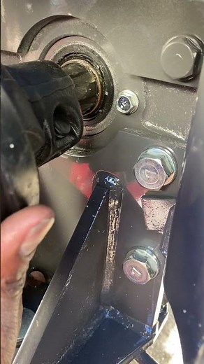 How Easy it is to Hook/Unhook PTO Shafts