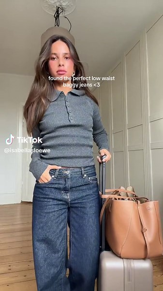 Get 20% Off on the Perfect Low Waist Baggy Jeans with Code ISABELLA20!