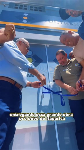 MAX PASSOS on Instagram: "Ao lado do prefeito de #Itaparica, @zezinho.itp, celebrando mais uma entrega importante do Governo da Bahia, sob a liderança do governador @jeronimorodriguesba. A nova unidade do Detran no município é resultado de parceria, trabalho e compromisso com o cidadão, levando serviços de habilitação e veículos para mais perto de quem precisa. 🎬 Itailuan/ASCOM #MaxPassos #GoverdoDaBahiaDoLadoDaGente"