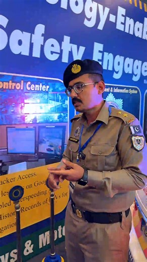 Motorway speed cameras aapko kitni dur sa pakar sakte hay? | PakWheels.com