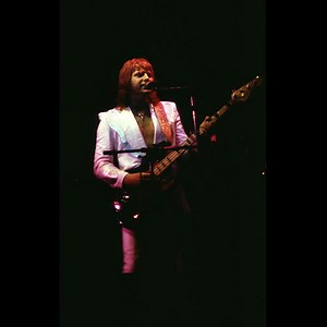 ON THIS DATE (9 YEARS AGO) December 7, 2016 - Greg Lake of Emerson, Lake and Palmer died at 69 after a battle with cancer. Greg Lake (The Gods, King Crimson, Emerson Lake & Palmer, Asia, Emerson, Lake & Powell, Ringo Starr & His All-Starr Band, solo, guest appearances) was born on this date in 1947. He died on December 7, 2016, aged 69. | All Things Music Plus