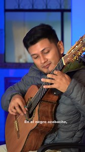 En el negro azabache de tu blonda cabellera 👩🏻 | Artes Trío