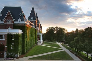 Two Mass. colleges collaborate on accelerated nutrition master’s program