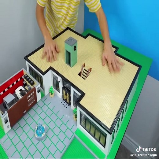 Creating a Stunning LEGO Dream House: Part 2