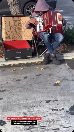 Helpful Rebels TV | Viewer Submitted Scammer Clips. Scammers spotted in Valencia, CA on November 22nd, 2024. DM @helpfulrebelstv your own videos of scammers so... | Instagram