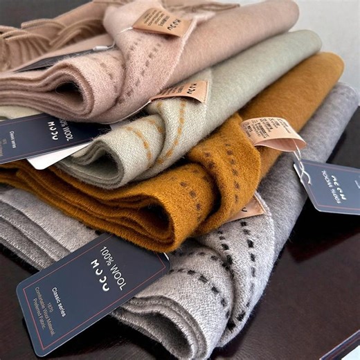 Wool Colorblock Scarf: Double Sided Tassel Winter Wrap - Etsy