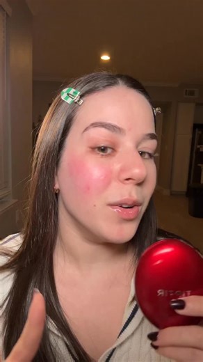 11K views · 72 reactions | Comenta “BASE” si te interesa recibir el link directo de este producto ❤️ Día 1 probando bases de maquillaje para ver qué tanto pueden cubrir mi rosacea!!!  hoy pusimos a prueba la cushion foundation de @tirtir_global @tirtir_official 20/10 朗 base de maquillaje, tips de belleza, maquillaje viral, makeup hacks | msteffanybeauty | Facebook