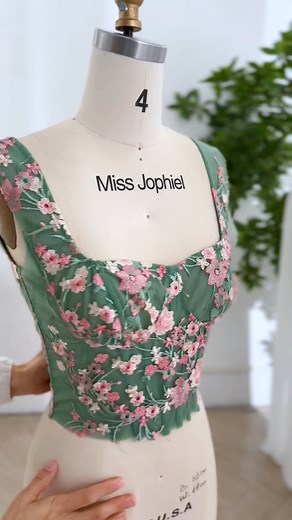 Making a corset short sleeves scoop neck floral embroidered mini dress #dress #gown #fashion #prom #wedding #weddingguestdress #hautecouture #couturefashion #bridal #cocktaildress #prom2025 #eveningdress #sewing #creative | Miss Jophiel