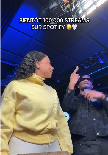 Vidéos de Shannon.fwi (@shannon.contact) avec Pas la - MVP & Shannon & Attaching Boy & R dydy