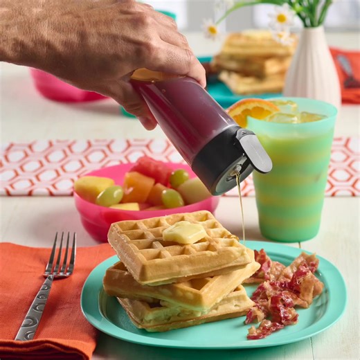 Nobody likes extra messes to clean up, especially if they are avoidable. Personally I use honey as little as possible just because I hate dealing with the sticky, messy cap whenever I open and close the bottle lol The Squeeze-It Bottles are a great solution!