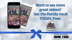 2.3K views · 80 reactions | Tim Tebow does it again! Watch Tebow pull off his trademark jump pass for a touchdown to David Nelson in the Florida Gators BCS Championship win over Oklahoma. Download the app for more great highlights from this game! #GoGators! | Florida Vault | Facebook