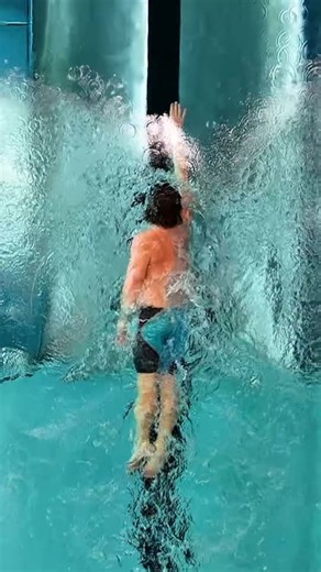 Float First. Then Move. “You’re not meant to fight the water. You’re meant to float through it.” In glide freestyle, the power isn’t in constant motion — it’s in calculated movement. Too many swimmers rush to pull, forgetting the water already supports them. So here’s the cue: Float first. Then move. Let your extended arm settle. Let your body find balance. Then pull with purpose. No rush, no panic — just trust. The payoff? A calm, efficient stroke that works with the water — not against it. Fol