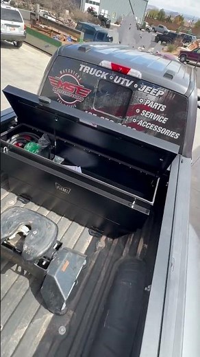 This is awesome! Our low profile fuel tank/tool box combined with the Retrax bed cover!