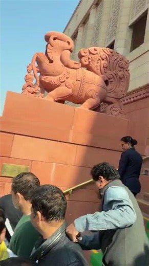 Do what you think is right: Rahul Gandhi's Unique Style of Protest