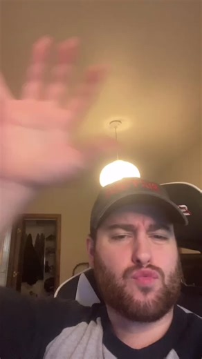 Pronunciation Tips for Auntie Anne's | English Pronunciation Guide