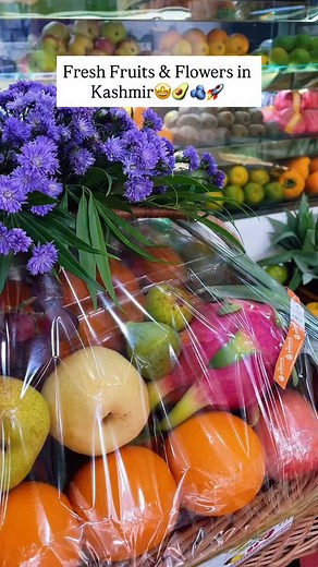 Fresh Fruit Baskets in Kashmir🚀🍎🍑 | 📍Baghat & Old Zerobridge | #fruitbaskets #fruitslover #fruithamper #fruitsalad #gift #kashmiriwedding #extractsjuicessmoothiessalads #extractszerobridge #saladbar | Extracts