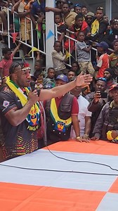 Edwin Ipape delivered a heartfelt message to the youth of Hela Province, encouraging them to stay disciplined, respect their elders, and honor their parents. His words reflect the values of integrity, humility, and strong family foundations essential for building a brighter future. Media:Nike #EdwinIpape #HelaProvince #YouthEmpowerment #RespectAndDiscipline #PNGLeadership #PositiveRoleModels #PacificPride #CommunityValues #FutureGeneration #PapuaNewGuinea #IntegrityMatters | Wesley Dari-Freelanc