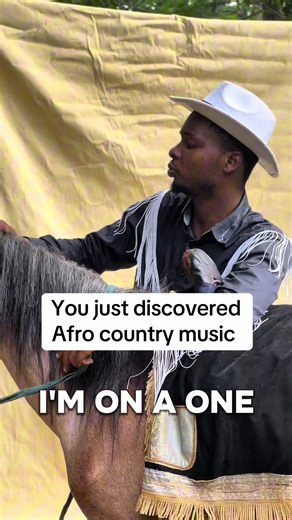 Horse Continues Journey After Car Failure