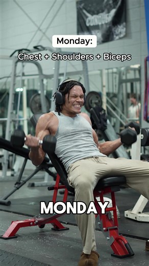 Save for later 💪 • • • • • • #fitness #workoutroutine #beginnerworkout #gymtips #gymbeginner