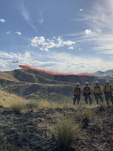 Tanker 02 working the Red Butte Fire south of Miles City, Montana on July 19, 2020. Special shout out to Fort Howe’s BLM Engine 2607 and the crew – we are glad to be a part of your team photo! Video courtesy of Paul Benes. | Neptune Aviation Services Inc