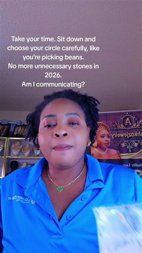 No more chewing stones this year 😌 Ami communicating? Take your time and select the best of the best 👌 #friendship #Noyourworth #inteligent #