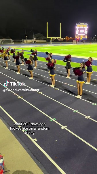 Cheerleading Highlights from Crestwood's Hoco Game