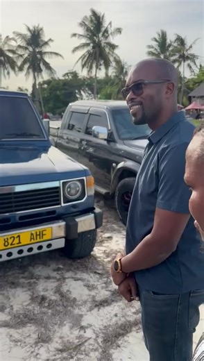 Mwanaume wa Plate No A na Gari: Historia na Maana