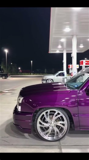 🍇 Lowered Chevy Cateye🔥#trending #trendingshorts #truck #trucks # chevy #chevrolet #loweredtrucks