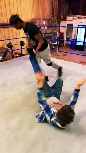 Mastering the Figure Four Leg Lock: Ric Flair Edition