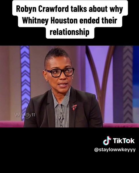 STOP THE HOMOPHOBIA! #whitneyhouston #whitneyhoustonchallenge #robyncrawford #fyp #foryou #whitneyandrobyn #wendywilliams #wendywilliamsshow #makemefamous #2000s #makemeviral #gay #lesbian #lgbt #lgbtq #girlfriends #history #news