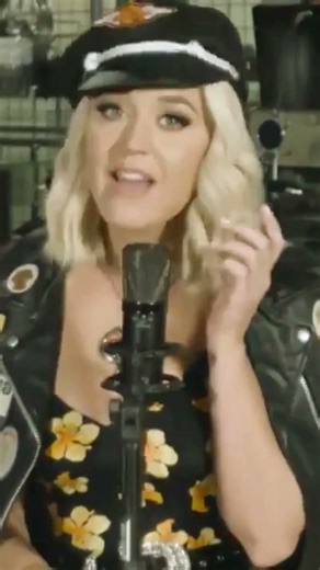 Katy Perry loop 🔁 I can listen to this all day 💁‍♀️