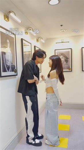 DRAKE BAKA MATUNAW NEH! Alys hit him with that ‘Sugar Sugar’ sway—and Drake? This man is absolutely in love. These two are the definition of "Kakilig sobra!” Brace yourselves—Seducing Drake Palma premieres June 15, only on Viva One! #SeducingDrakePalma #RabinAngeles #AngelaMuji #StudioViva | Studio Viva