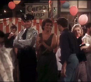 2.9K views · 199 reactions | Sophia Loren in "Houseboat" (1958) #cinematography #cinema #hollywoodstudios #hollywoodstar #hollywoodmovies #hollywood #hollywoodgoldenage #oldhollywood #sophialoren | Nostalgia Chronicles | Facebook