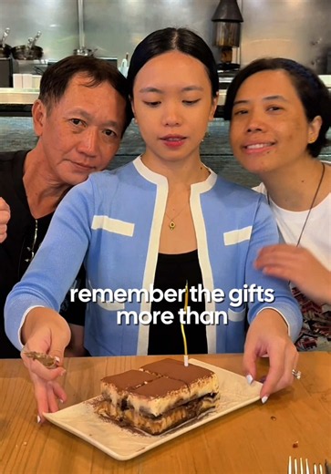 Good things must share 🧡 I’d love anything that gives us another reason to spend family time together. 🤍 MariBank’s birthday celebrations are happening all month long, with up to S$10,000 cash prizes, a 2-night Mandai Rainforest Treehouse staycation, S$777 Shopee vouchers, 7.7% off Shopee and 7% off participating SGQR merchants when you pay via NETS QR Scan & Pay in the MariBank app. If you’d like to join in, use my referral code [5GTI34KA] to sign up. Happy creating more memories with your lo