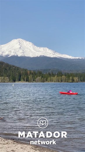 Kayaking on California’s Lake Siskiyou grants killer views of Mount Shasta