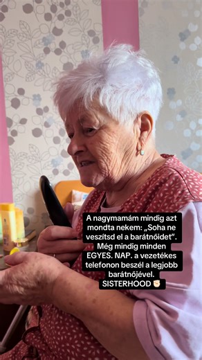 Nagymamánál még mindig létezik vezetékes telefon 🙀 Csak a pletyka, mindennap. #magyartiktok #magyarorszag #nagymama #csakapletyka #család