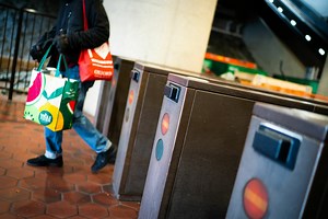 College students in DC area have new way to pay for Metro rides - WTOP News