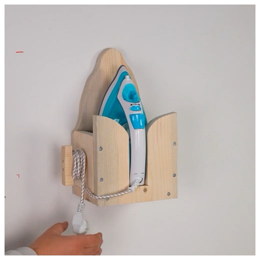 Cleverly constructed iron holder DIY! | Lilyon DIY