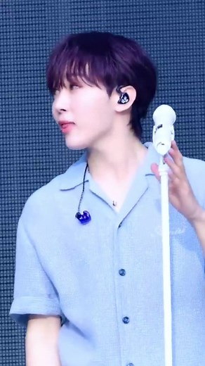 Seventeen Seungkwan's Emotional Performance - Must Watch!