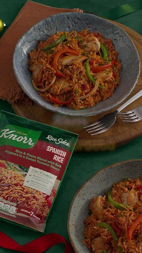 🙌 Elevate Knorr Spanish Rice with this Chicken Cacciatore recipe. Ready in 13 minutes, and jam packed with flavor. 🤤​ What are you sipping on while enjoying your meal? 🥤​ 🧂 Ingredients:​ 1 Tbsp. vegetable oil​ 1 lb. boneless, skinless chicken thighs​ 1 bag (14 oz.) thawed frozen pepper & onion stir fry​ 2 cups water​ 1 can (8 oz.) no salt added tomato sauce​ 1 package Knorr® Fiesta Sides™ - Spanish Rice #knorr #chickenrecipe #chickencacciatore #tastecombo #nationalcomfortfoodday