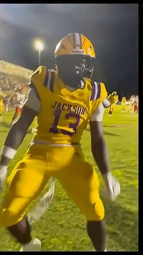 Ezavier Crowell signs with Alabama | IMPACT 5-Star Running Back