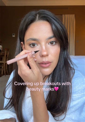 I know my skin isn’t bad!! Just being honest and sharing how I was feeling 🩷 #acneproneskin #beautymarks #acnetips #makeuphacks