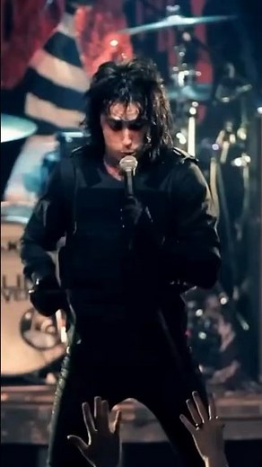 Falling In Reverse "Raised By Wolves" - music video EDIT (Ronnie Radke 2011)