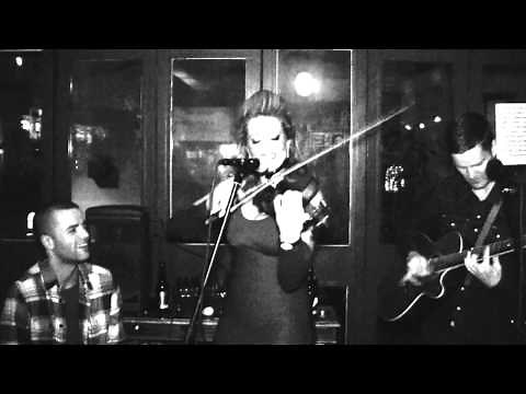 Drowsy Maggie - Live with Lettice Rowbotham, Andrew Morris and Dario Darnell